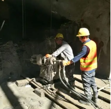 甘井子水下抗分散灌浆料特点 水下不分散注浆料介绍